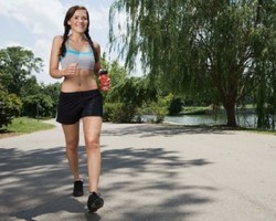 Berjalan 10 Ribu Langkah Cegah Risiko Diabetes