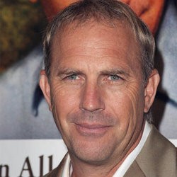 Kevin Costner Jadi Ayah Clark Kent di Superman: Man of Steel