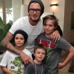 3 Anak David Beckham Breakdance untuk Usher