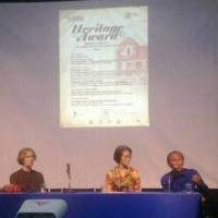 Menikmati Bandung Dalam Lukisan Pensil, Sketsa dan Foto