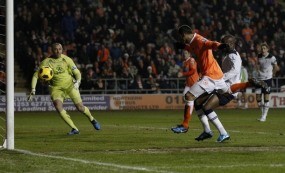 Spurs Takluk di Markas Blackpool