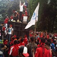 Suporter Mulai Kuasai Kantor PSSI