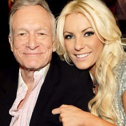Hugh Hefner Nikahi Crystal Harris pada 18 Juni 2011