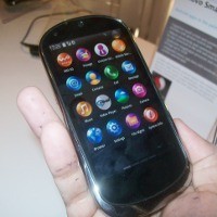 LePhone Masih Diikat China