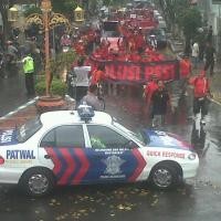 Boromania Lanjutkan Demo di Kampung Halaman