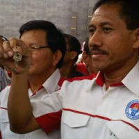 Serahkan Kunci Segel, Suporter Minta Menpora Bekukan PSSI