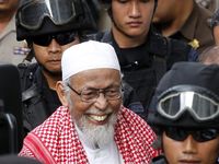Baasyir Dikawal Ketat di PN Jaksel