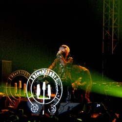 Konser Tunggal KOIL Damaikan 4.000 Penonton