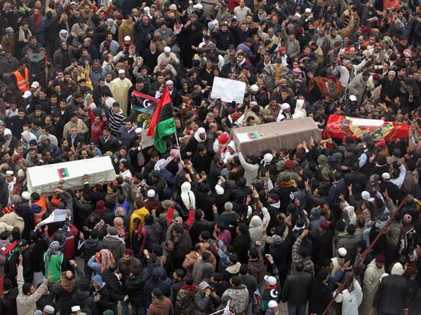 Massa Anti Khadafi Menyemut di Benghazi