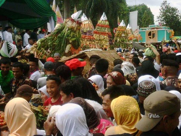 Pesta Dong Dang Maulud di Bogor