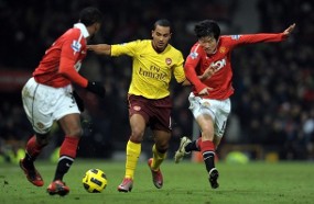 Fergie: Tinggal MU dan Arsenal