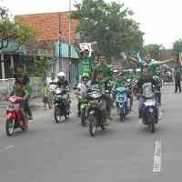 Ratusan Bonek Mulai Berdatangan ke Tambaksari