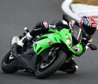 Tingkatkan Imej, Kawasaki Luncurkan Tim Balap