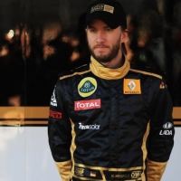 Heidfeld akan Pimpin Renault