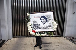 Kameramen Reuters Dibunuh dengan AK-47, Bukan Senjata Tentara Bangkok