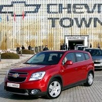 Chevy: Harga Orlando di Atas Honda Freed