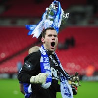 Piala Liga Bertuah untuk Foster