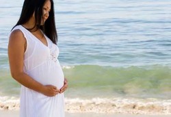 Perempuan Indonesia Jangan Buru-buru Hamil