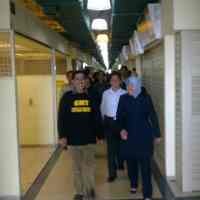 Risma Dorong Pasar Tradisional Berpola Modern