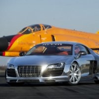 Mobil Berkilau yang Bisa Ngebut