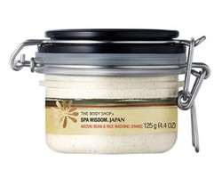 Scrub Beras The Body Shop Buat Kulit Bercahaya