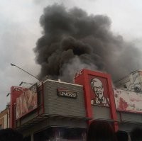 Restoran KFC Samarinda Diamuk Si Jago Merah