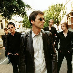 Tukar Tambah BlackBerry Dapat 2 Tiket Konser Suede & 2PM