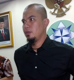 Kronologi Tarik Menarik Kamera Wartawan Versi Ahmad Dhani