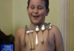 Rahasia Bocah Magnet Serbia? Ah, Ternyata Keringatnya Lengket