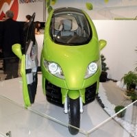 City Car yang Bisa Miring