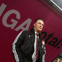 Del Neri Bakal Digantikan Van Gaal?