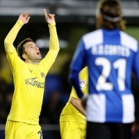 Kapal Selam Kuning Tempel Kelelawar