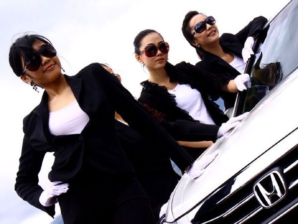 Serunya Disopiri Wanita Cantik