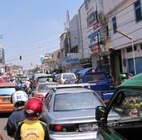 Mulai Besok, Setiap Weekend Jalan Sukajadi Satu Arah 
