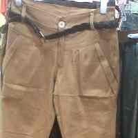 Trend Celana Harem Menjamur di Surabaya