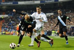 Trigol Ronaldo Bawa Madrid Gilas Malaga