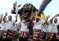 Meriahnya Pawai Ogoh-ogoh di Monas