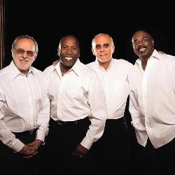 Fourplay Konser Nina Bobo di Java Jazz 2011