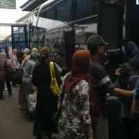 Nyepi, Penumpang Terminal Purabaya Meningkat 50 Persen