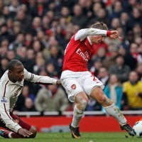 Wasit Sukses Bikin Wenger Kecewa