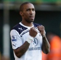 Defoe Incar Gol ke-100 Saat Lawan Milan