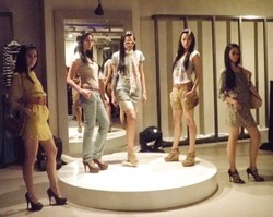 Modernist Resort Tandai 10 Tahun Mango di Indonesia