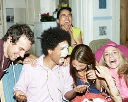 Tubuh Sehat dengan Tertawa 15 Menit Setiap Hari