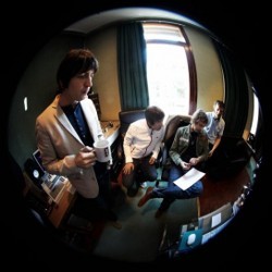 Beady Eye Tolak Bawakan Lagu Oasis Tanpa Noel Gallagher