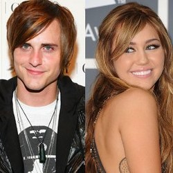 Miley Cyrus Naksir Personel King of Leon