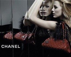 Iklan Pertama Blake Lively Untuk Tas Chanel