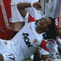 Terancam Absen Sebulan, Nani Protes MU