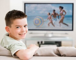7 Cara Agar Anak Tak Kecanduan TV