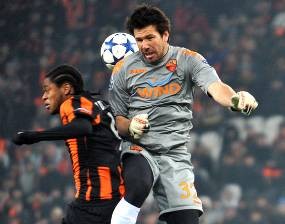 Pelatih Shakhtar Tuduh Pemain Roma Kasar