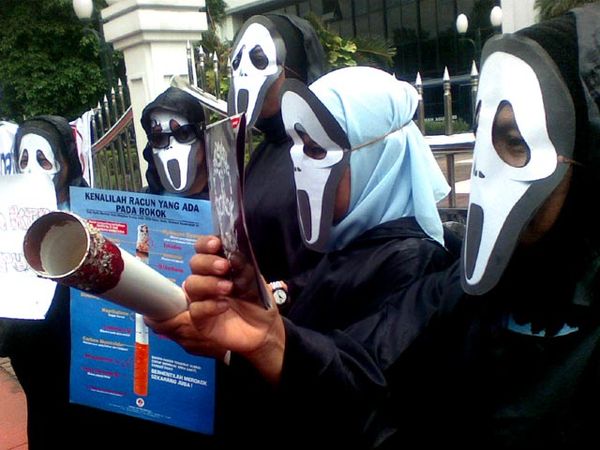 Aksi di MA, Dukung Pergub Anti Rokok